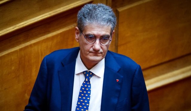 Επιμένει στις καταγγελίες για προπηλακισμούς στην Κουμουνδούρου ο εκπρόσωπος τύπου του ΣΥΡΙΖΑ: Αριστερά και βία δεν πάνε μαζί Επιμένει-στις-καταγγελίες-για-προπηλακισμούς-στην-Κουμουνδούρου-ο-εκπρόσωπος-τύπου-του-ΣΥΡΙΖΑ:-Αριστερά-και-βία-δεν-πάνε-μαζί