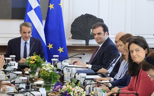 Επίσπευση της αύξησης του κατώτατου μισθού στο τραπέζι του Μαξίμου – Τα σενάρια για το ύψος της αύξησης Επίσπευση-της-αύξησης-του-κατώτατου-μισθού-στο-τραπέζι-του-Μαξίμου-–-Τα-σενάρια-για-το-ύψος-της-αύξησης