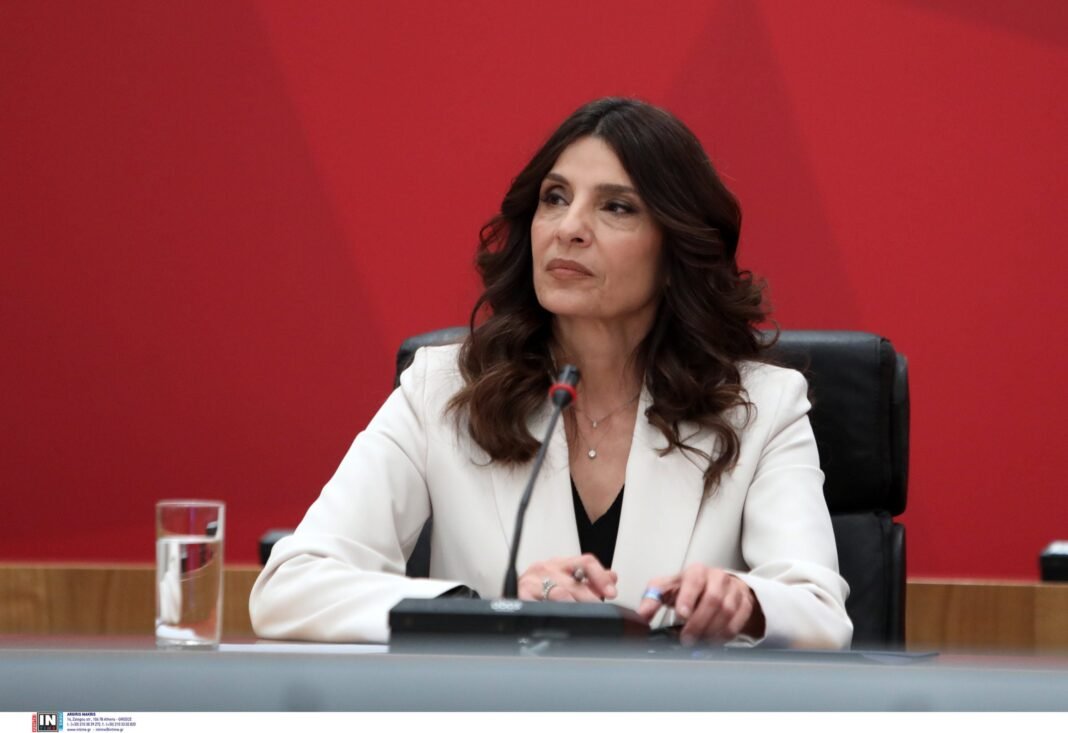 ΣΥΡΙΖΑ: Ανεξαρτητοποιήθηκε η Πόπη Τσαπανίδου – Μένει με 16 βουλευτές η Κ.Ο. ΣΥΡΙΖΑ:-Ανεξαρτητοποιήθηκε-η-Πόπη-Τσαπανίδου-–-Μένει-με-16-βουλευτές-η-ΚΟ.