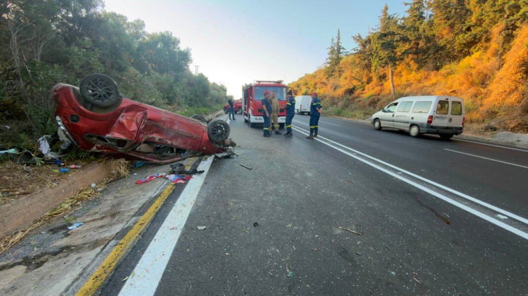 Σοβαρό τροχαίο στον ΒΟΑΚ, αυτοκίνητο ανέτραπη στις Καλύβες, σώοι οι τρεις επιβάτες Σοβαρό-τροχαίο-στον-ΒΟΑΚ,-αυτοκίνητο-ανέτραπη-στις-Καλύβες,-σώοι-οι-τρεις-επιβάτες