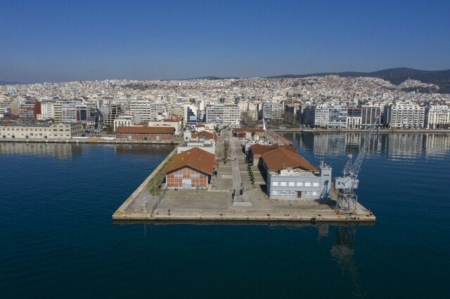 Εντοπίστηκε κέλυφος νάρκης στη θαλάσσια περιοχή του λιμανιού της Θεσσαλονίκης σε βάθος 31 μέτρων Εντοπίστηκε-κέλυφος-νάρκης-στη-θαλάσσια-περιοχή-του-λιμανιού-της-Θεσσαλονίκης-σε-βάθος-31-μέτρων