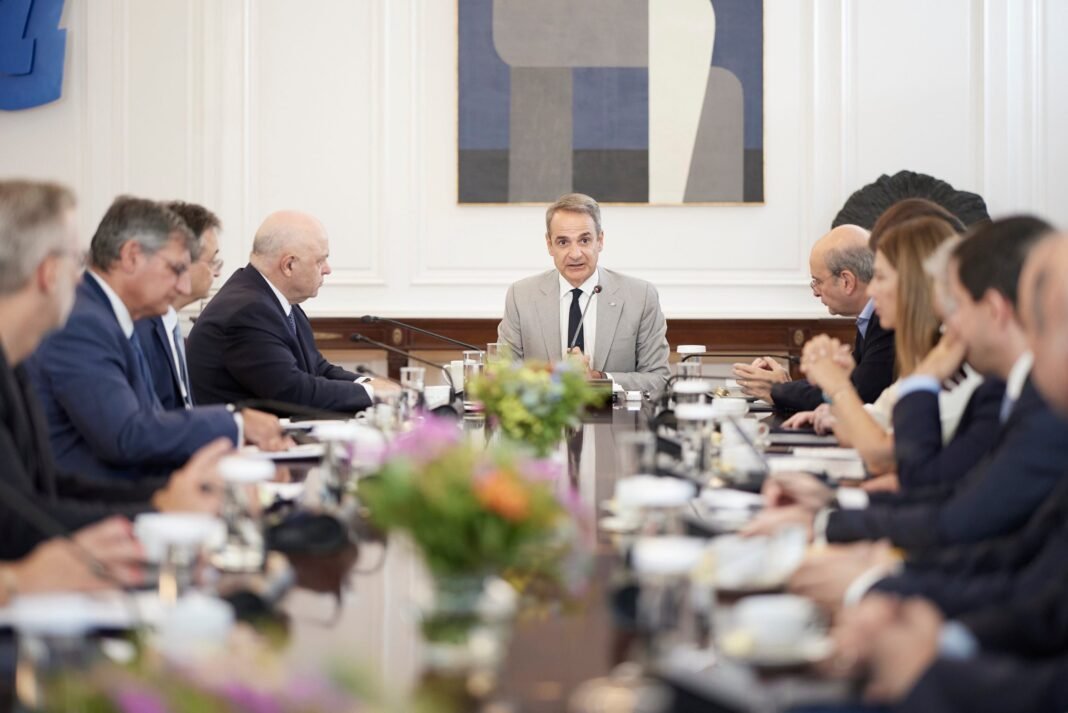 Κυριάκος Μητσοτάκης: Γίνεται ένα πολύ αποφασιστικό βήμα αναβάθμισης του δημόσιου πανεπιστημίου – Νέα δωρεά ύψους 160 εκατομμυρίων ευρώ από τις 4 συστημικές τράπεζες Κυριάκος-Μητσοτάκης:-Γίνεται-ένα-πολύ-αποφασιστικό-βήμα-αναβάθμισης-του-δημόσιου-πανεπιστημίου-–-Νέα-δωρεά-ύψους-160-εκατομμυρίων-ευρώ-από-τις-4-συστημικές-τράπεζες