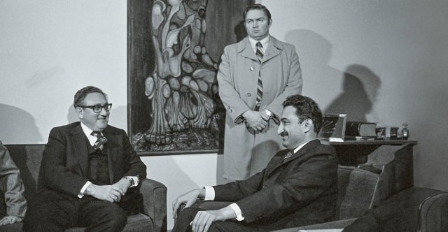 Κύπρος 1974: Τα απόρρητα τηλεγραφήματα που αποκαλύπτουν τον κυνισμό του Κίσινγκερ Κύπρος-1974:-Τα-απόρρητα-τηλεγραφήματα-που-αποκαλύπτουν-τον-κυνισμό-του-Κίσινγκερ