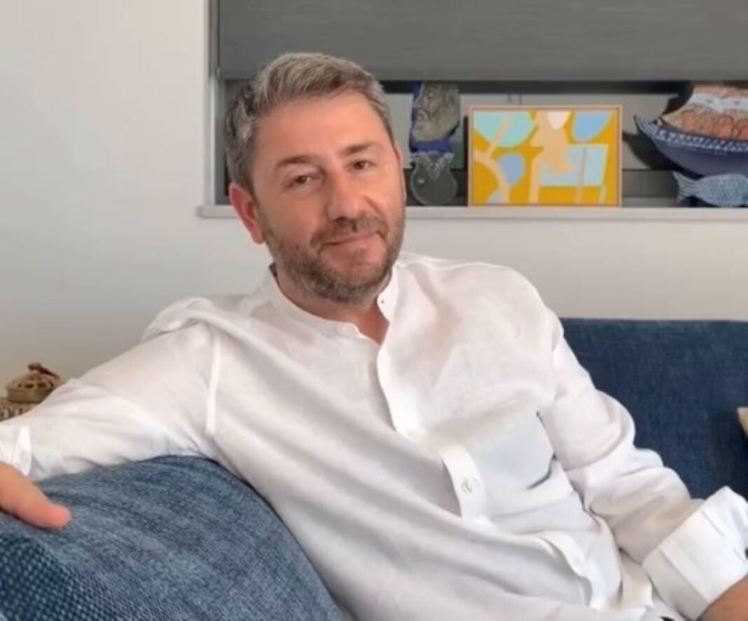 Νίκος Ανδρουλάκης: Το βίντεο στο TikTok με ποδοσφαιρικό challenge μνήμης – «Θυμάστε και εσείς τον Λέτσκοφ;» Νίκος-Ανδρουλάκης:-Το-βίντεο-στο-tiktok-με-ποδοσφαιρικό-challenge-μνήμης-–-«Θυμάστε-και-εσείς-τον-Λέτσκοφ;»