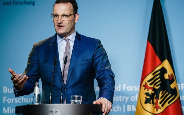 Βερολίνο: Παραίτηση Σπαν για την “παρένθετη μητέρα” Βερολίνο:-Παραίτηση-Σπαν-για-την-“παρένθετη-μητέρα”