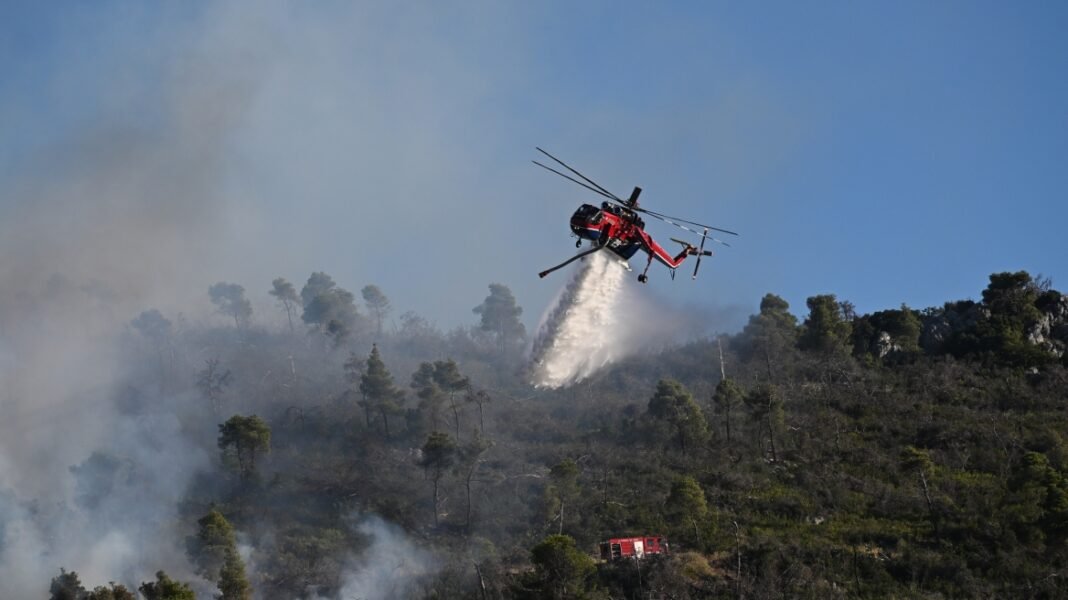 Υψηλός κίνδυνος πυρκαγιάς σήμερα στην Αττική και σε πολλές περιοχές της χώρας Υψηλός-κίνδυνος-πυρκαγιάς-σήμερα-στην-Αττική-και-σε-πολλές-περιοχές-της-χώρας