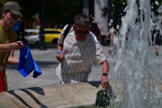 Καύσωνας: Ο Ιατρικός Σύλλογος Αθηνών προειδοποιεί για τους κινδύνους και καλεί σε αυξημένη προσοχή Καύσωνας:-Ο-Ιατρικός-Σύλλογος-Αθηνών-προειδοποιεί-για-τους-κινδύνους-και-καλεί-σε-αυξημένη-προσοχή