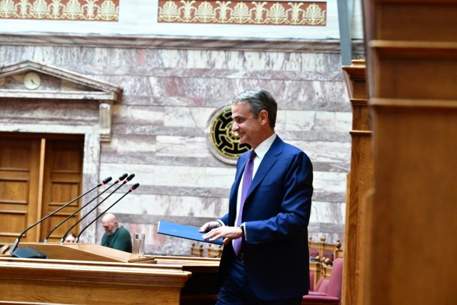 Η ατάκα του Μητσοτάκη για το Μουντιάλ: Η ΝΔ θυμίζει Ισπανία, όταν έχεις την μπάλα, εσύ θα βάλεις γκολ, δείτε βίντεο Η-ατάκα-του-Μητσοτάκη-για-το-Μουντιάλ:-Η-ΝΔ-θυμίζει-Ισπανία,-όταν-έχεις-την-μπάλα,-εσύ-θα-βάλεις-γκολ,-δείτε-βίντεο