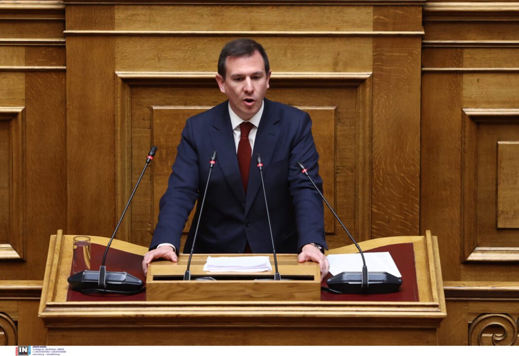 Δουδωνής: Ο Πρωθυπουργός επιχείρησε να γηπεδοποιήσει τη συζήτηση για την αναθεώρηση του Συντάγματος Δουδωνής:-Ο-Πρωθυπουργός-επιχείρησε-να-γηπεδοποιήσει-τη-συζήτηση-για-την-αναθεώρηση-του-Συντάγματος