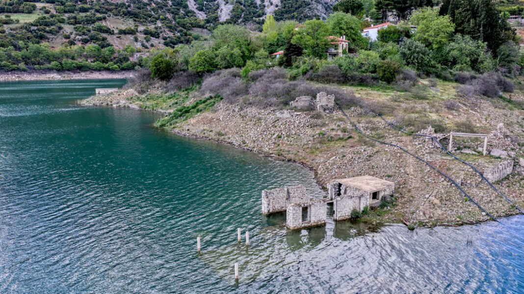 Νέα χρηματοδότηση 65 εκατ. ευρώ για έργα ύδρευσης: Πρόσκληση σε δήμους και ΔΕΥΑ για την αντιμετώπιση της λειψυδρίας Νέα-χρηματοδότηση-65-εκατ.-ευρώ-για-έργα-ύδρευσης:-Πρόσκληση-σε-δήμους-και-ΔΕΥΑ-για-την-αντιμετώπιση-της-λειψυδρίας