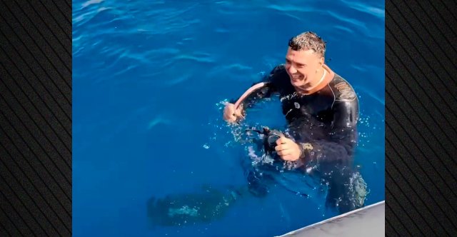 Ο Κικίλιας βούτηξε στα νερά της Αμοργού: «Το απέραντο γαλάζιο οφείλεις να το προστατεύσεις», δείτε βίντεο Ο-Κικίλιας-βούτηξε-στα-νερά-της-Αμοργού:-«Το-απέραντο-γαλάζιο-οφείλεις-να-το-προστατεύσεις»,-δείτε-βίντεο
