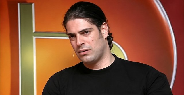Ραγίζει-καρδιές-ο-γιος-του-Λορέντζο-Καριέρε:-Από-τη-μέρα-που-έφυγες,-έφυγε-μαζί-σου-κι-ένα-κομμάτι-της-ψυχής-μου,-τίποτα-δεν-είναι-πια-όπως-πριν
