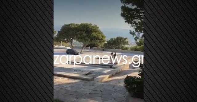 Αυτοκίνητο εισέβαλε ανενόχλητο στον ιστορικό χώρο των Τάφων των Βενιζέλων, δείτε βίντεο Αυτοκίνητο-εισέβαλε-ανενόχλητο-στον-ιστορικό-χώρο-των-Τάφων-των-Βενιζέλων,-δείτε-βίντεο