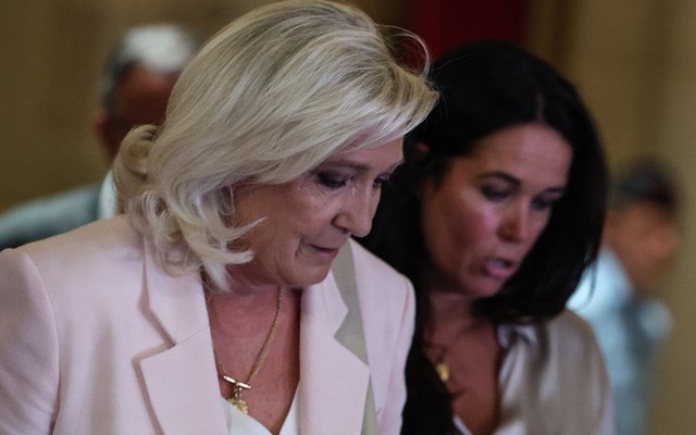 Γαλλία: Χάκερ παραβίασαν τον ιστότοπο του Εθνικού Συναγερμού και τον λογαριασμό της Μαρίν Λεπέν στο Χ Γαλλία:-Χάκερ-παραβίασαν-τον-ιστότοπο-του-Εθνικού-Συναγερμού-και-τον-λογαριασμό-της-Μαρίν-Λεπέν-στο-Χ