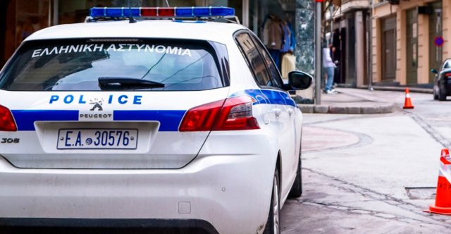 Εξιχνιάστηκε-ένοπλη-ληστεία-σε-κοσμηματοπωλείο-στη-Πρέβεζα,-οι-δράστες-έκλεψαν-όχημα-με-τη-χρήση-όπλων-και-διέφυγαν