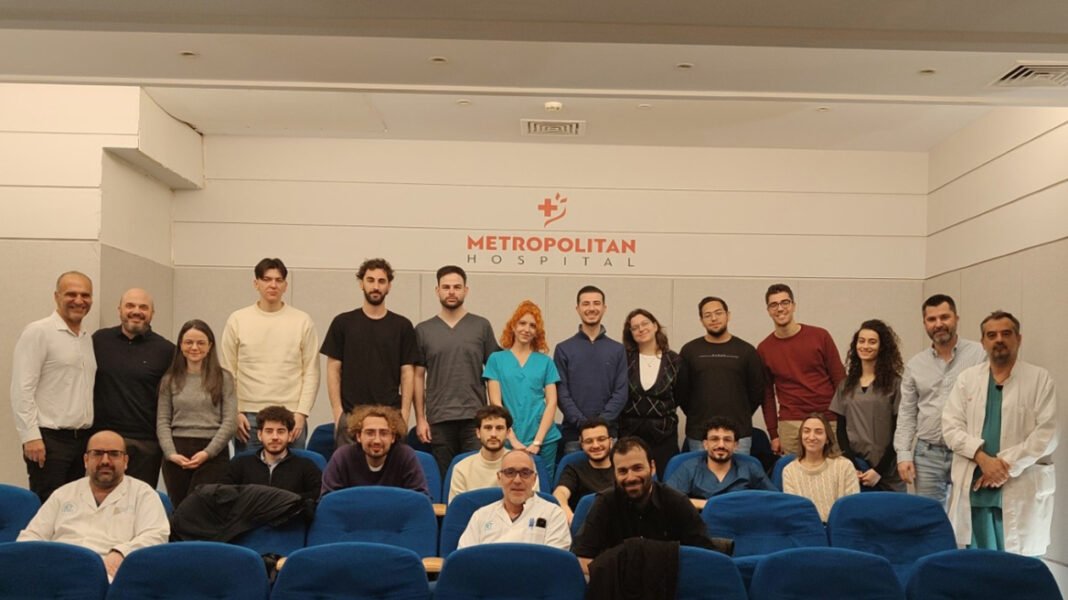Πρώτο-Ρομποτικό-workshop-για-φοιτητές-Ιατρικής-στο-metropolitan-hospital