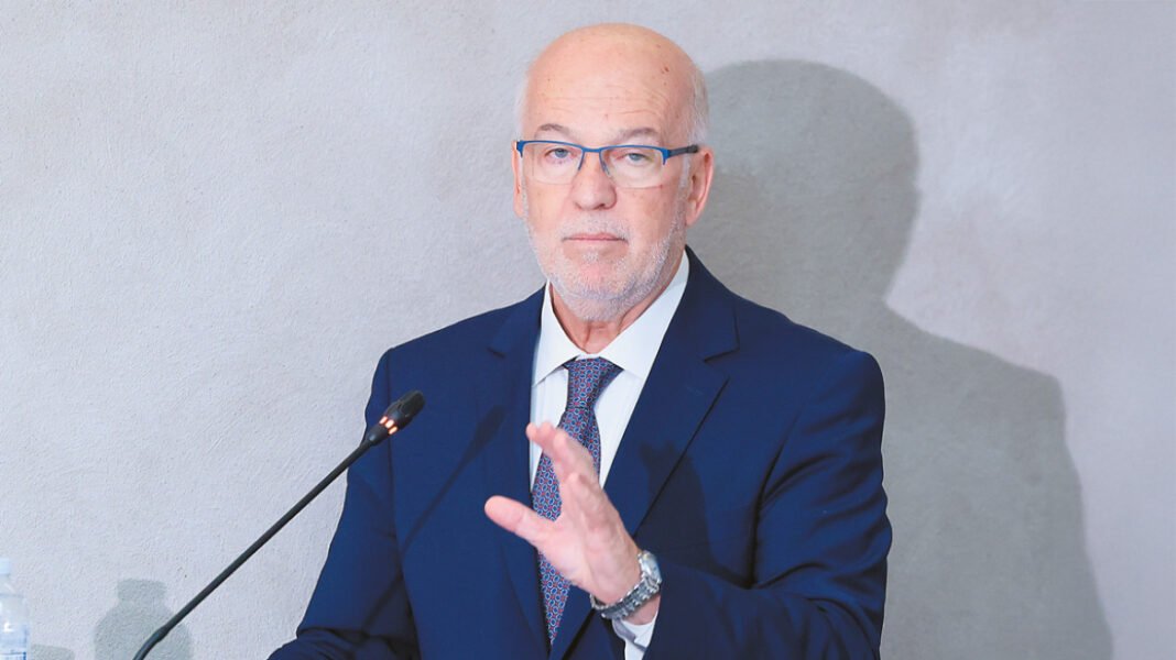 Φλωρίδης για Σαμαρά: Δεν υπάρχει κόμμα στην ελληνική ιστορία με μόνο στόχο να κάνει ζημιά σε πολιτικό αντίπαλο Φλωρίδης για Σαμαρά: Δεν υπάρχει κόμμα στην ελληνική ιστορία με μόνο στόχο να κάνει ζημιά σε πολιτικό αντίπαλο
