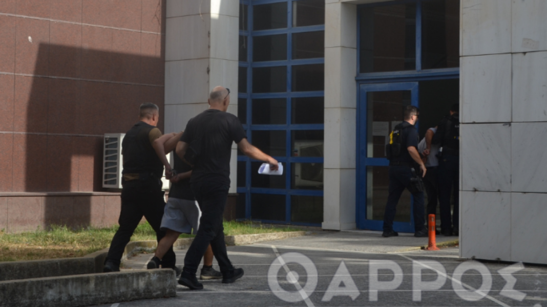 Στη φυλακή οι τρεις κατηγορούμενοι για τους επτά εμπρησμούς στη Μεσσηνία Στη-φυλακή-οι-τρεις-κατηγορούμενοι-για-τους-επτά-εμπρησμούς-στη-Μεσσηνία