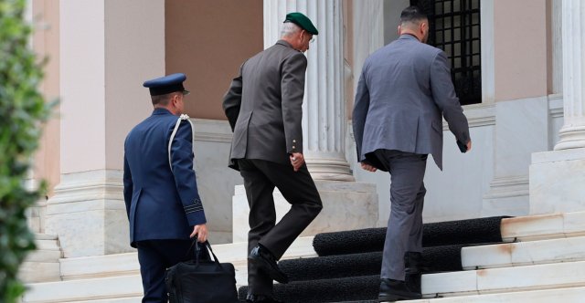 «Πράσινο-φως»-από-το-ΚΥΣΕΑ-για-εξοπλιστικά-4,2-δισ.-ευρώ:-Η-Ασπίδα-του-Αχιλλέα-και-τα-όπλα-της-σε-πρώτο-πλάνο