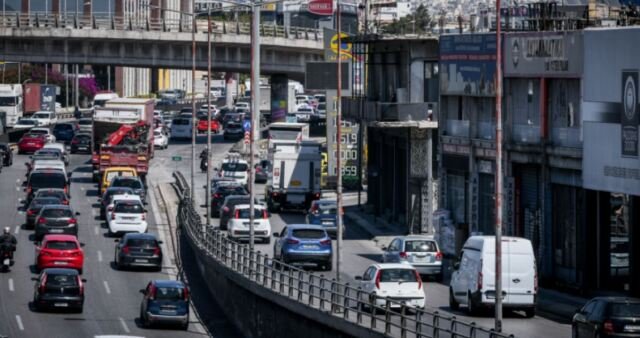 Live η κίνηση στους δρόμους: Μποτιλιάρισμα τώρα και στα δύο ρεύματα του Κηφισού, αυξημένη η κίνηση στο λιμάνι του Πειραιά live-η-κίνηση-στους-δρόμους:-Μποτιλιάρισμα-τώρα-και-στα-δύο-ρεύματα-του-Κηφισού,-αυξημένη-η-κίνηση-στο-λιμάνι-του-Πειραιά