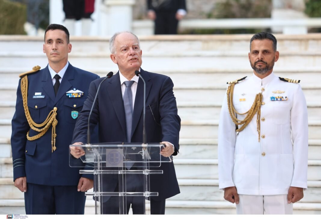 Προεδρικό Μέγαρο: Με απουσίες η δεξίωση για την Αποκατάσταση της Δημοκρατίας Προεδρικό-Μέγαρο:-Με-απουσίες-η-δεξίωση-για-την-Αποκατάσταση-της-Δημοκρατίας
