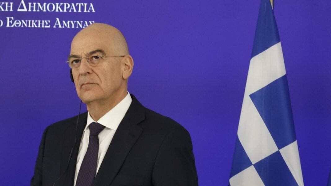 Δένδιας για τα 52 χρόνια από την αποκατάσταση της Δημοκρατίας: Ευθύνη μας να διαφυλάσσουμε την εθνική ομοψυχία