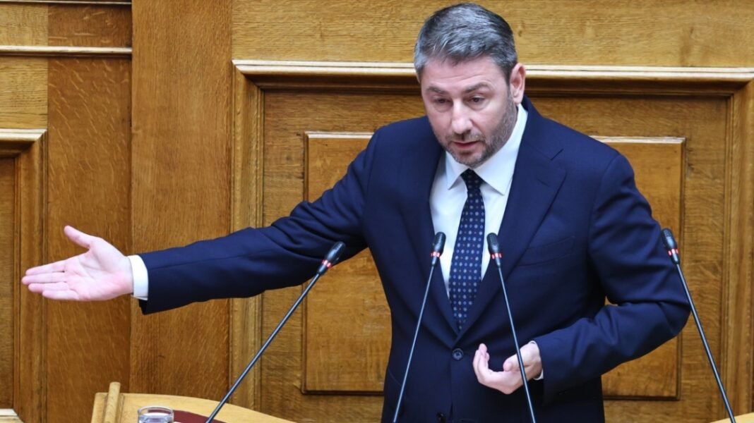 Ανδρουλάκης κατά Μητσοτάκη: Εμφανιστήκατε ως θεματοφύλακας της αξιοπιστίας και κάνατε χειρότερα από τους προκατόχους σας Ανδρουλάκης κατά Μητσοτάκη: Εμφανιστήκατε ως θεματοφύλακας της αξιοπιστίας και κάνατε χειρότερα από τους προκατόχους σας