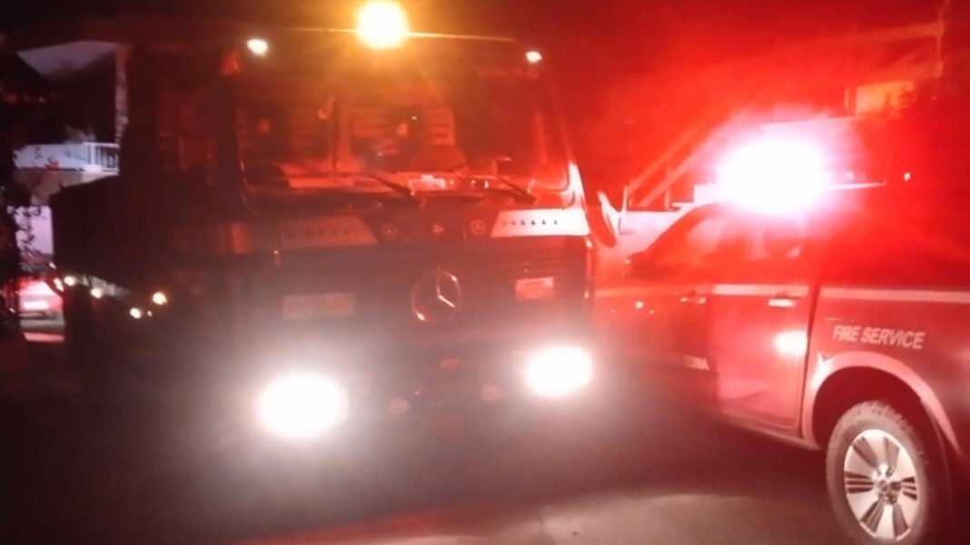 Φωτιά σε δασική έκταση στον Προφήτη Ηλία Σάμου, μεγάλη κινητοποίηση της Πυροσβεστικής Φωτιά-σε-δασική-έκταση-στον-Προφήτη-Ηλία-Σάμου,-μεγάλη-κινητοποίηση-της-Πυροσβεστικής