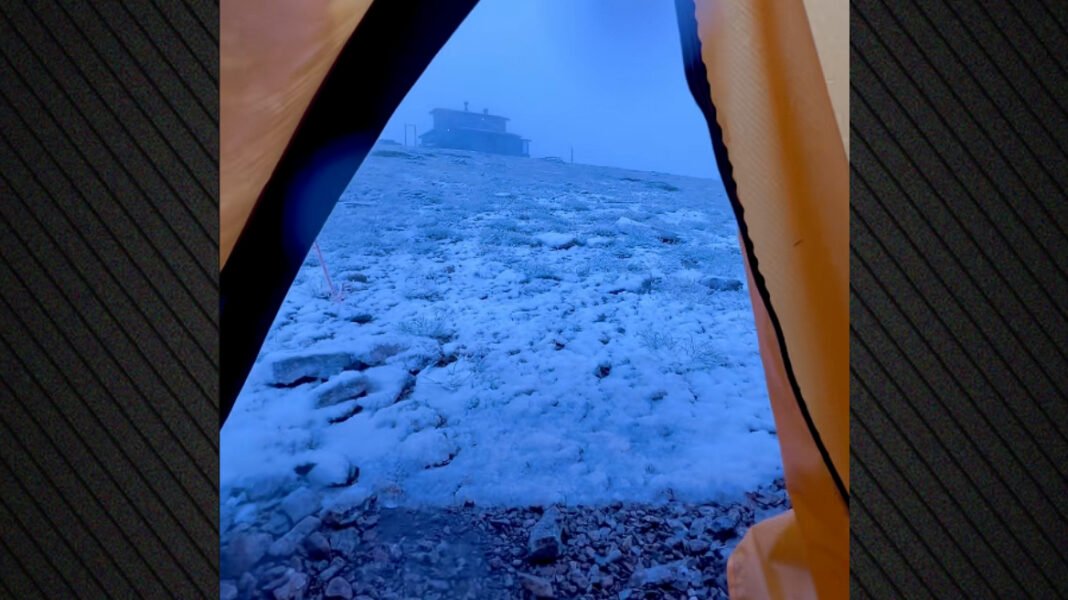 Από τον καύσωνα στο -17°C: Γιατί χιόνισε στον Ολυμπο μέσα στον Ιούλιο, η εξήγηση Τσατραφύλλια Από-τον-καύσωνα-στο-17°c:-Γιατί-χιόνισε-στον-Ολυμπο-μέσα-στον-Ιούλιο,-η-εξήγηση-Τσατραφύλλια
