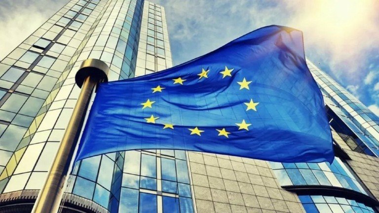 Οι-νέοι-δασμοί-που-επιβάλλει-η-ΕΕ.-και-η-στάση-Ευρωπαίων-και-Κινέζων