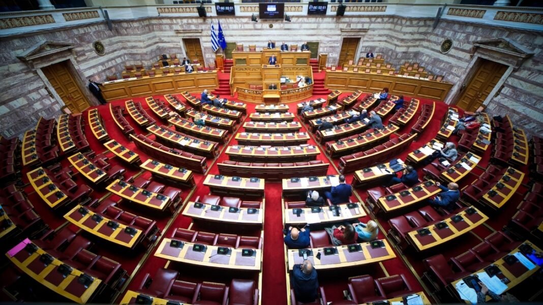 Συνταγματική Αναθεώρηση: Σήμερα η πρώτη κρίσιμη ψηφοφορία για 33 άρθρα