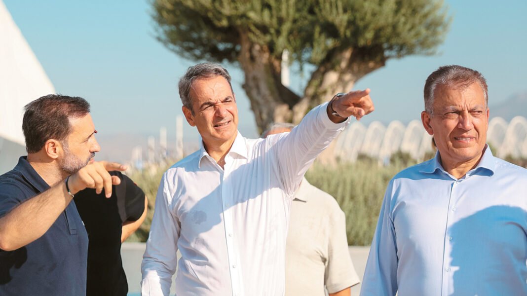 Γιατί ο Μητσοτάκης πηγαίνει σε εκλογές το 2027: Η συσπείρωση ψηφοφόρων και η στρατηγική εξάντλησης των αντιπάλων Γιατί ο Μητσοτάκης πηγαίνει σε εκλογές το 2027: Η συσπείρωση ψηφοφόρων και η στρατηγική εξάντλησης των αντιπάλων