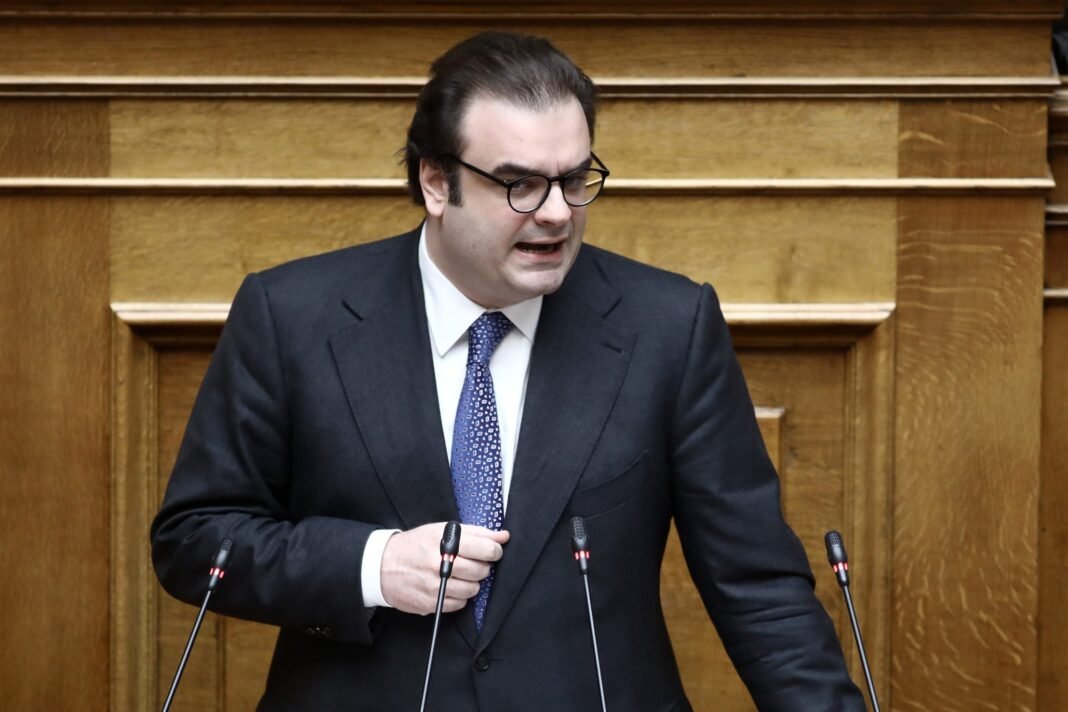 Πιερρακάκης: Καμία κυβέρνηση να μην εξαγοράζει το πολιτικό παρόν υποθηκεύοντας το μέλλον – Εκκωφαντική η αντίφαση της αντιπολίτευσης για το Άρθρο 16 Πιερρακάκης:-Καμία-κυβέρνηση-να-μην-εξαγοράζει-το-πολιτικό-παρόν-υποθηκεύοντας-το-μέλλον-–-Εκκωφαντική-η-αντίφαση-της-αντιπολίτευσης-για-το-Άρθρο-16