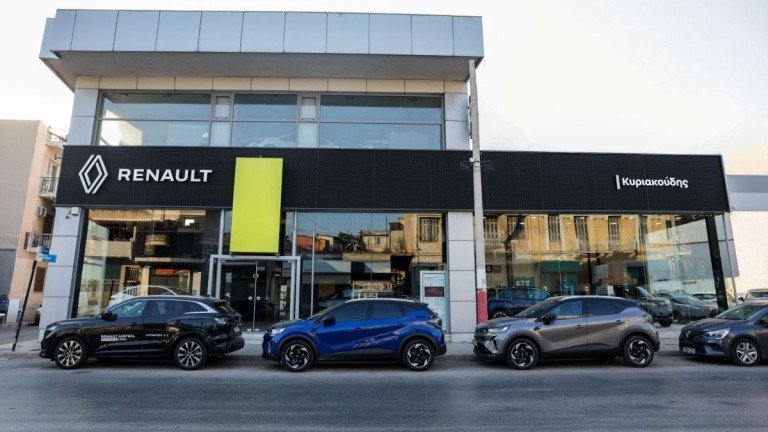 renault-και-dacia-ανοίγουν-δύο-νέα-καταστήματα