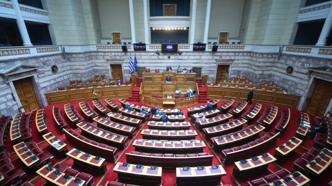 Βουλή: Ολοκληρώθηκε η συζήτηση για την αναθεώρηση του Συντάγματος, ξεκίνησαν οι ψηφοφορίες