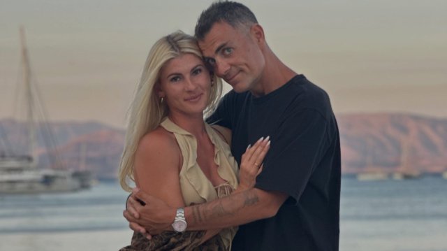 Ο Στέλιος Χανταμπάκης και η Όλγα Πηλιάκη έκαναν διακοπές στην Κέρκυρα μαζί με τα παιδιά τους, δείτε φωτογραφίες Ο-Στέλιος-Χανταμπάκης-και-η-Όλγα-Πηλιάκη-έκαναν-διακοπές-στην-Κέρκυρα-μαζί-με-τα-παιδιά-τους,-δείτε-φωτογραφίες