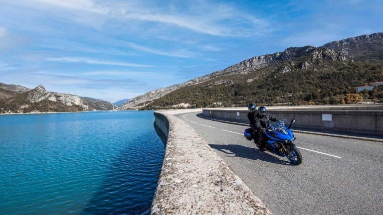 Η-συγκεκριμένη-χώρα-αναδείχθηκε-κορυφαίος-προορισμός-για-road-trip-με-μοτοσικλέτα
