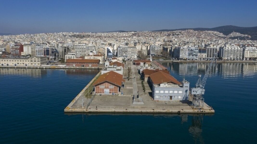 Αθωώθηκαν λόγω αμφιβολιών δύο Τούρκοι οδηγοί φορτηγών για μεταφορά παράνομων μεταναστών στη Θεσσαλονίκη Αθωώθηκαν-λόγω-αμφιβολιών-δύο-Τούρκοι-οδηγοί-φορτηγών-για-μεταφορά-παράνομων-μεταναστών-στη-Θεσσαλονίκη