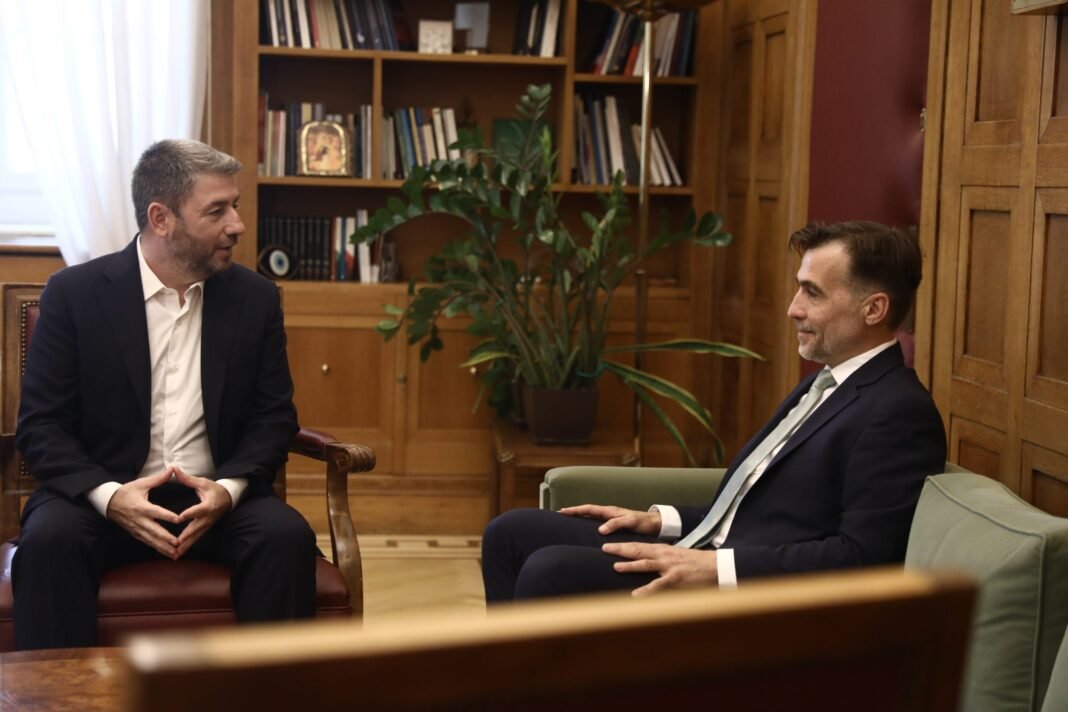 Νίκος Ανδρουλάκης: Στο ΠΑΣΟΚ ο Μιχάλης Χουρδάκης – «Να ενώσουμε τις δυνάμεις μας για την πολιτική αλλαγή» Νίκος-Ανδρουλάκης:-Στο-ΠΑΣΟΚ-ο-Μιχάλης-Χουρδάκης-–-«Να-ενώσουμε-τις-δυνάμεις-μας-για-την-πολιτική-αλλαγή»