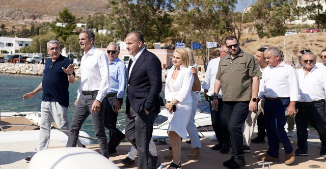 Μητσοτάκης από Λέρο: Οι ακρίτες είχαν πονέσει από την πολιτική ανοικτών συνόρων, αντιμετωπίσαμε τη μάστιγα του μεταναστευτικού Μητσοτάκης-από-Λέρο:-Οι-ακρίτες-είχαν-πονέσει-από-την-πολιτική-ανοικτών-συνόρων,-αντιμετωπίσαμε-τη-μάστιγα-του-μεταναστευτικού