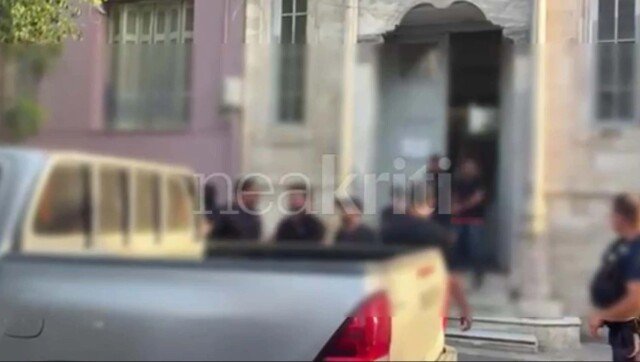 Προθεσμία-να-απολογηθούν-πήραν-οι-8-συλληφθέντες-για-τη-συμμορία-στο-Ηράκλειο,-διώκονται-για-13-αδικήματα
