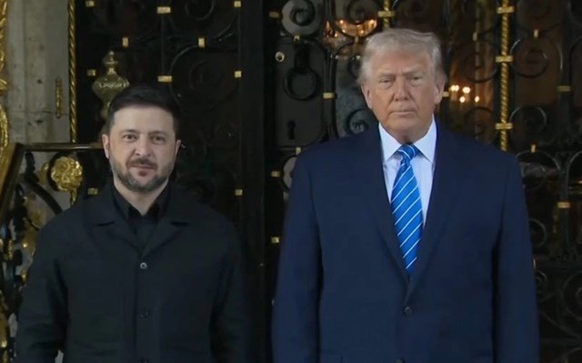 ΗΠΑ: Ο Τραμπ υποδέχτηκε τον Ζελένσκι στον Λευκό Οίκο ΗΠΑ:-Ο-Τραμπ-υποδέχτηκε-τον-Ζελένσκι-στον-Λευκό-Οίκο
