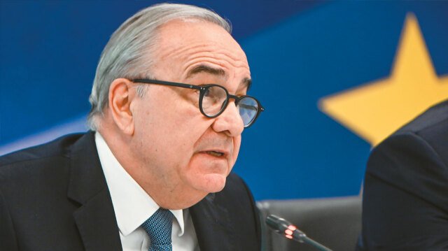 Παπαθανάσης: Νέες δράσεις για τον εκσυγχρονισμό των ΑΕΙ και την υποστήριξη ένταξης φοιτητών στην αγορά εργασίας Παπαθανάσης:-Νέες-δράσεις-για-τον-εκσυγχρονισμό-των-ΑΕΙ-και-την-υποστήριξη-ένταξης-φοιτητών-στην-αγορά-εργασίας