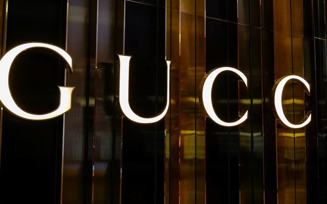 kering:-Άλμα-άνω-του-10%-για-τη-μετοχή-–-Ξεπέρασαν-τις-εκτιμήσεις-οι-πωλήσεις-της-gucci