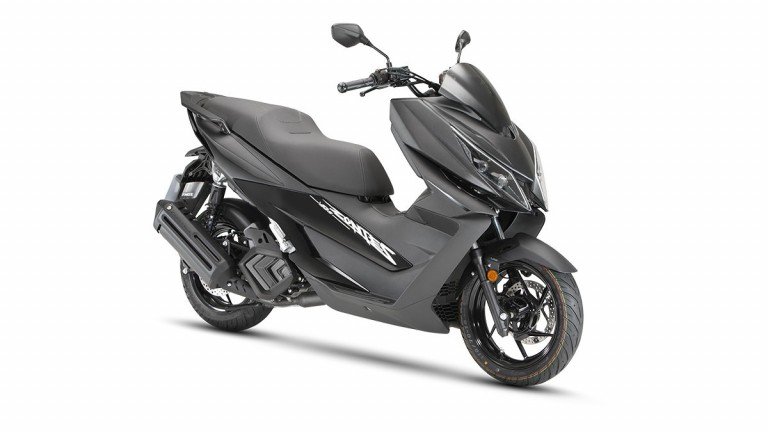 scooter-της-zontes-με-πλαίσιο-από-αλουμίνιο
