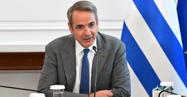 Μητσοτάκης στο υπουργικό: Έχουμε μπροστά μας δύσκολες ημέρες με τις φωτιές, στεκόμαστε στο πλευρό των οικογενειών των πυροσβεστών Μητσοτάκης-στο-υπουργικό:-Έχουμε-μπροστά-μας-δύσκολες-ημέρες-με-τις-φωτιές,-στεκόμαστε-στο-πλευρό-των-οικογενειών-των-πυροσβεστών