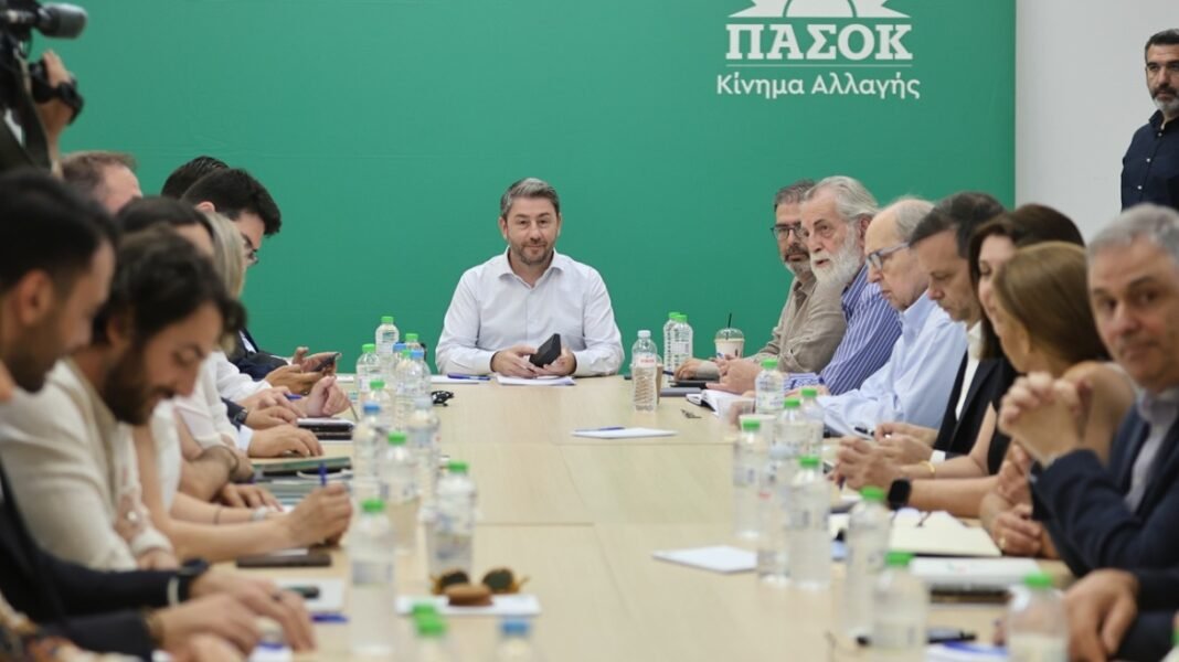 Γκρίνια στο ΠΑΣΟΚ με τις καθυστερήσεις για τα ψηφοδέλτια και την επέτειο της 3ης Σεπτεμβρίου στο Ηράκλειο, θέλουν σαφές αφήγημα από τον Ανδρουλάκη Γκρίνια στο ΠΑΣΟΚ με τις καθυστερήσεις για τα ψηφοδέλτια και την επέτειο της 3ης Σεπτεμβρίου στο Ηράκλειο, θέλουν σαφές αφήγημα από τον Ανδρουλάκη