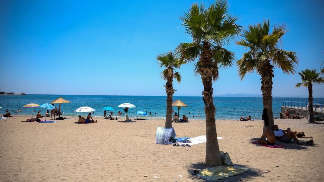Με ήλιο, ζέστη και βοριάδες ως 7 μποφόρ – Πού θα αγγίξει ο υδράργυρος τους 37 βαθμούς Με-ήλιο,-ζέστη-και-βοριάδες-ως-7-μποφόρ-–-Πού-θα-αγγίξει-ο-υδράργυρος-τους-37-βαθμούς