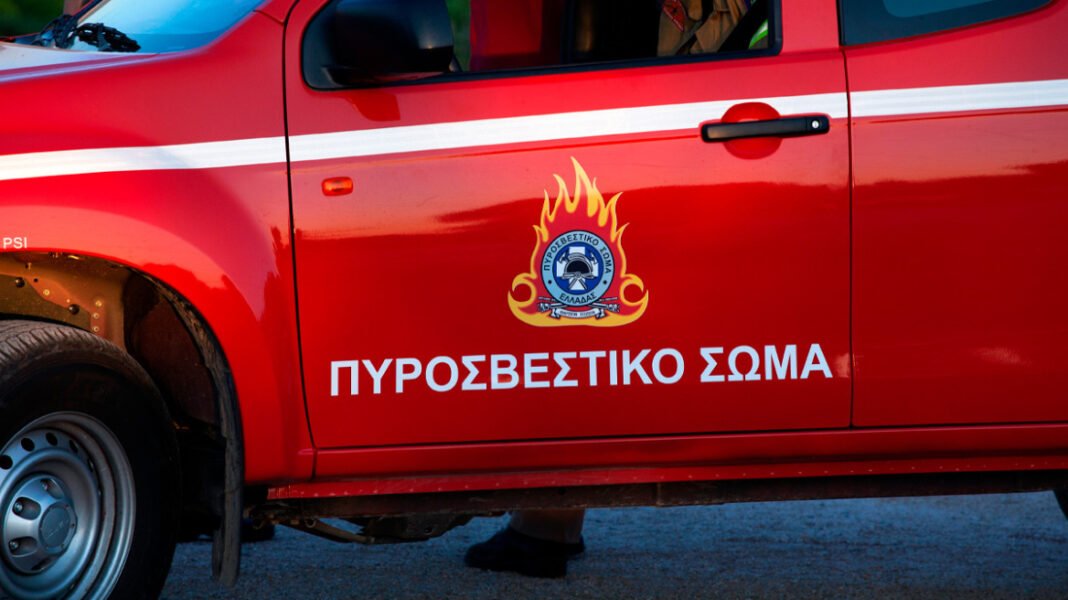 Υπό-έλεγχο-τέθηκε-η-φωτιά-στο-Κούπι-Κορωπίου
