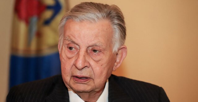 Πέθανε ο Γιάννης Βαρβιτσιώτης σε ηλικία 93 ετών Πέθανε-ο-Γιάννης-Βαρβιτσιώτης-σε-ηλικία-93-ετών